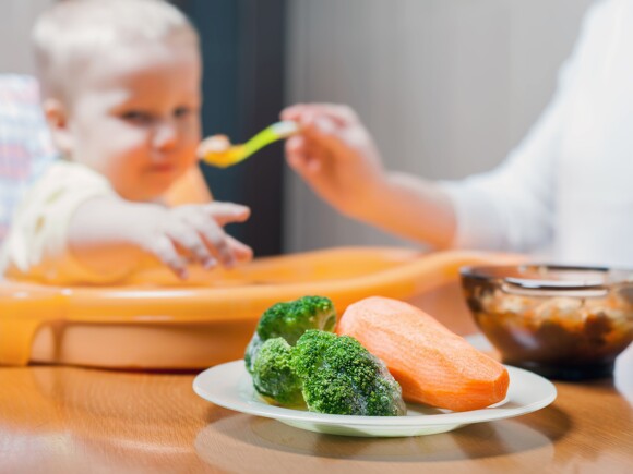 4 nutrientes que no pueden faltar en la dieta de tu bebé